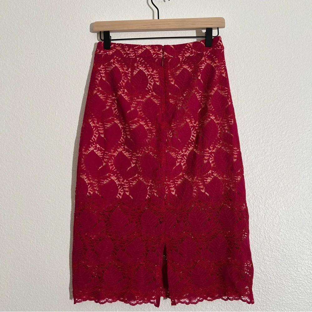 The Room Fuschia Pink Floral Lace Pencil Skirt Size M